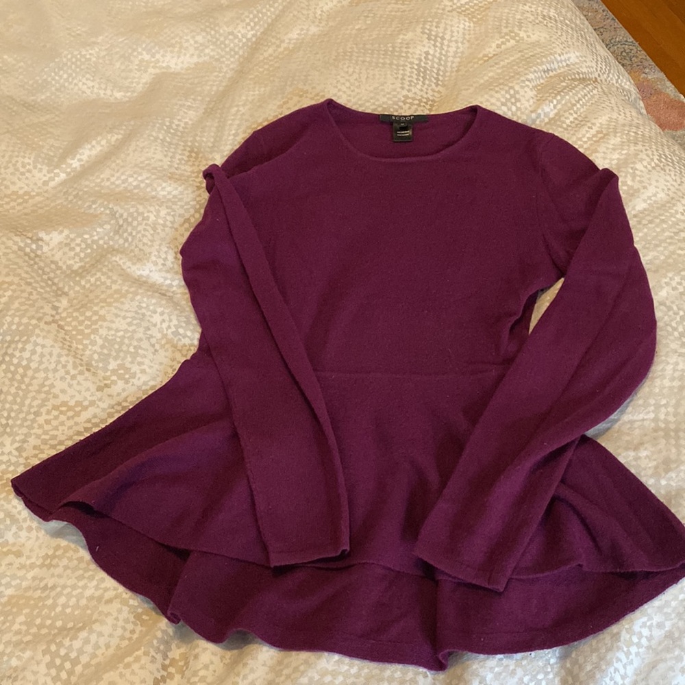 Scoop cashmere peplum sweater
